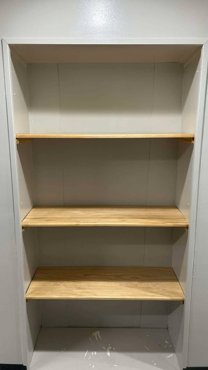 House of BBQ & Bacon LLC  kitchen shelving